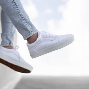 Vans Womens Old Skool Platform True White Canvas